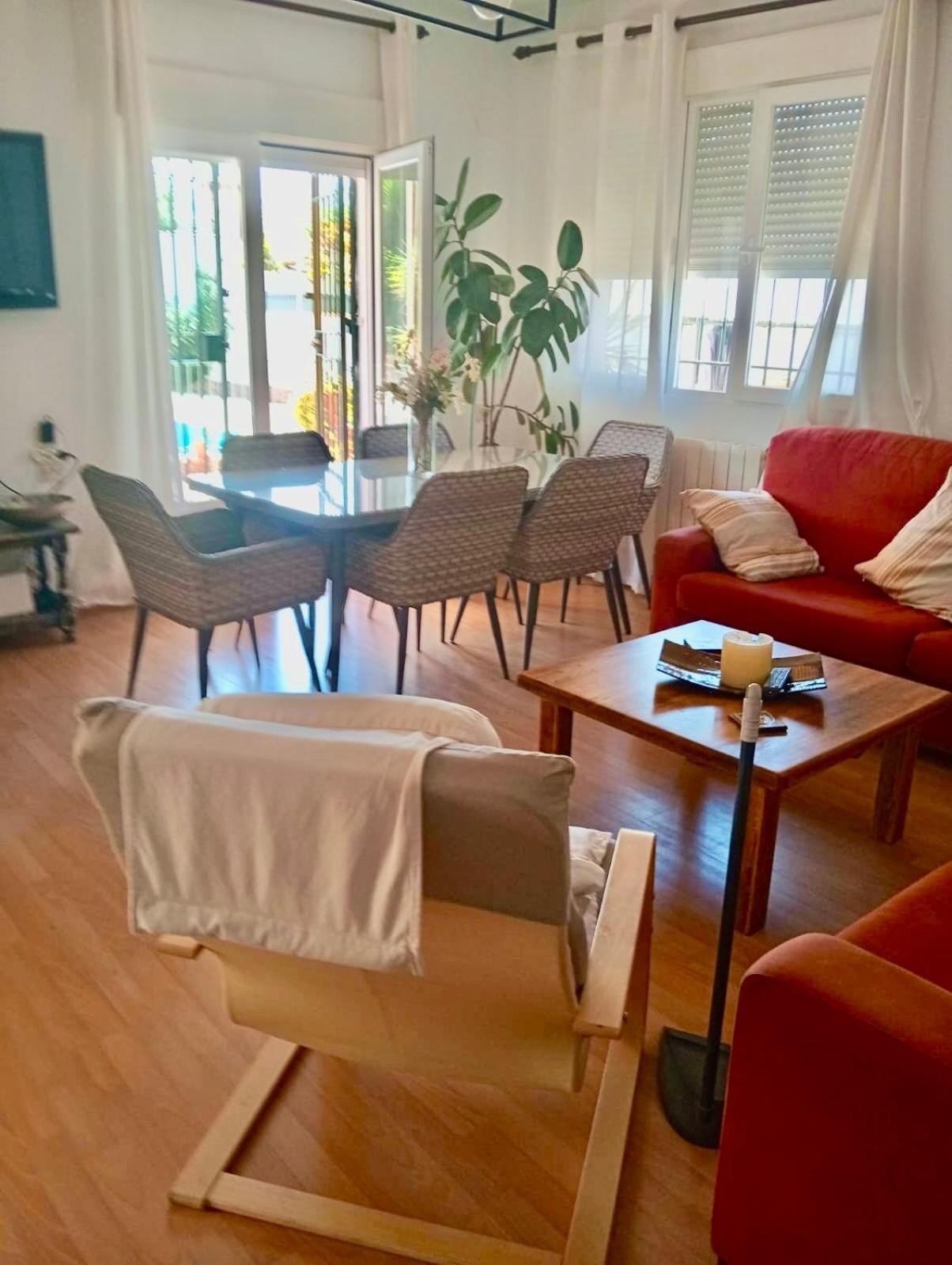 Huetor Con Piscina Privada