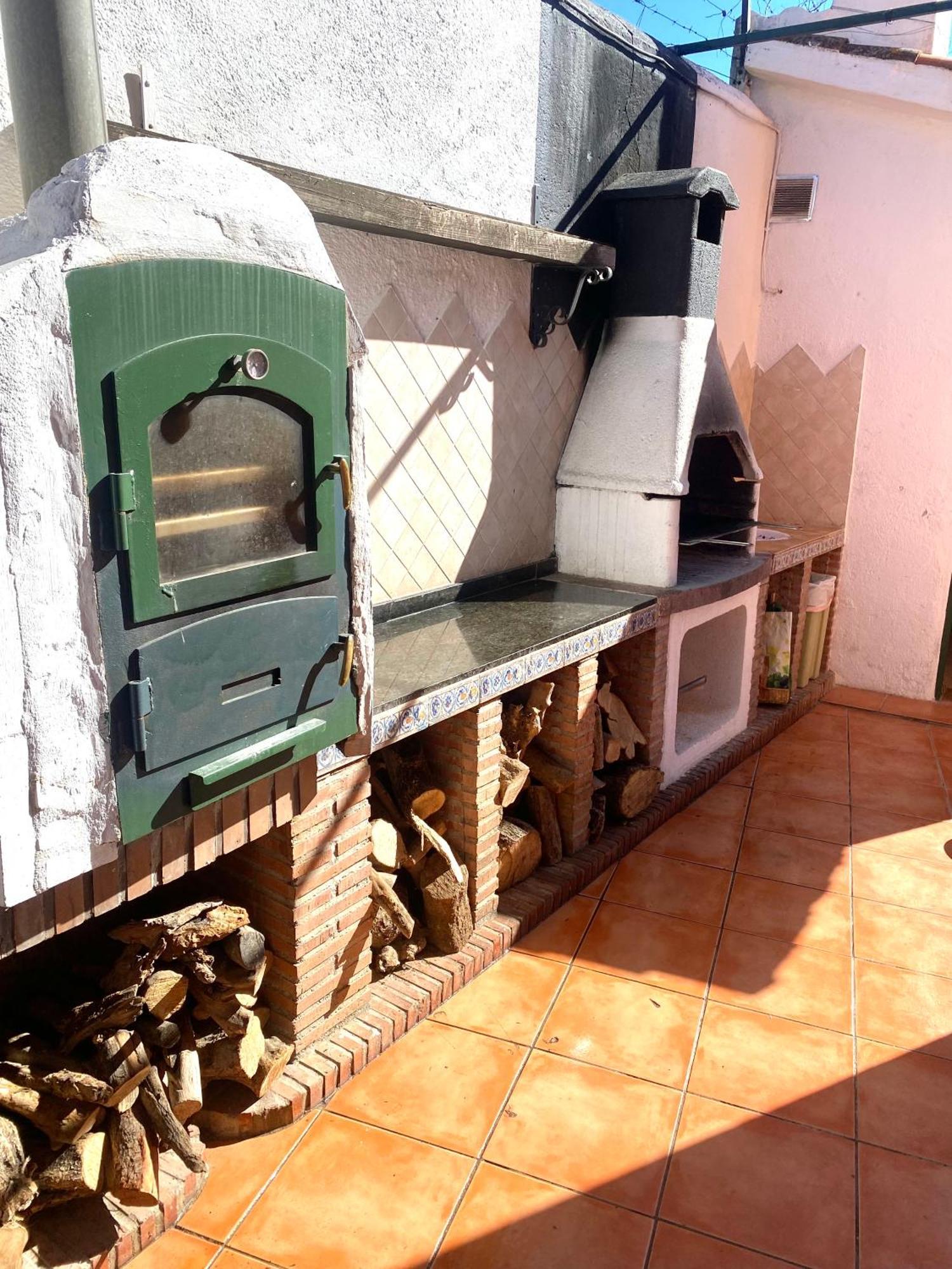 Huetor Con Piscina Privada Holiday home Huetor Vega